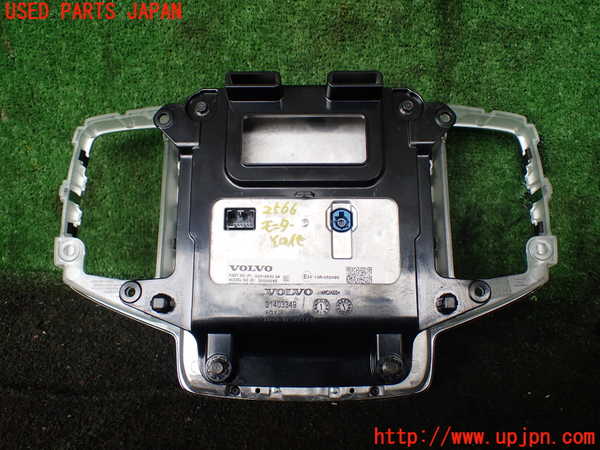 1UPJ-25666629]ボルボ・XC90(LB420TXCM)モニター 中古_m0003.jpg
