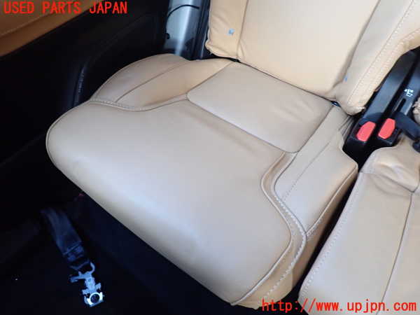 1UPJ-25667145]ボルボ・XC90(LB420TXCM)右2列目シート 中古_m0003.jpg