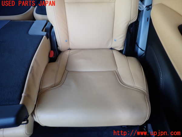 1UPJ-25667175]ボルボ・XC90(LB420TXCM)左2列目シート 中古_m0003.jpg