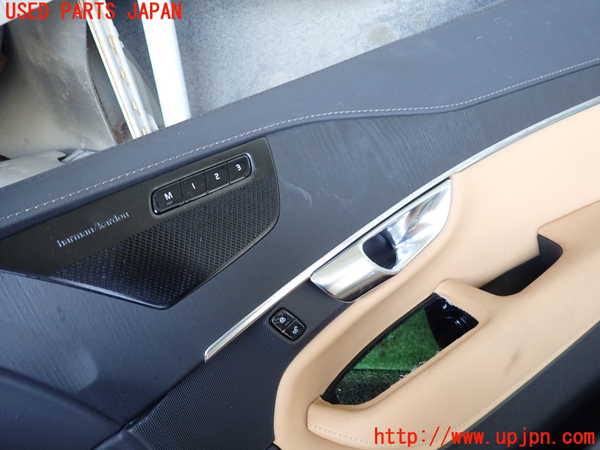 1UPJ-25661234]ボルボ・XC90(LB420TXCM)右前ドア内張り 中古_m0002.jpg