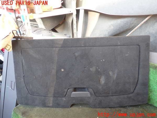 5UPJ-25667771]ボルボ・XC90(LB420TXCM)ラゲッジトレイ1 中古_m0001.jpg