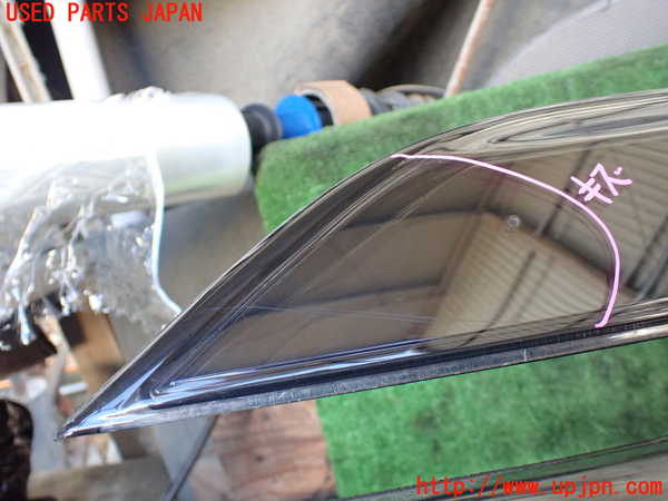 5UPJ-25671536]ヴェルファイアハイブリッド(AYH30W)左テールランプ 中古_m0002.jpg