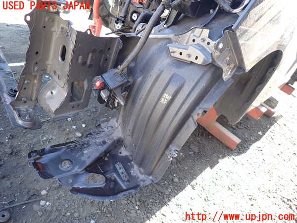 5UPJ-25671092]ヴェルファイアハイブリッド(AYH30W)左前フェンダーライナー 中古_m0001.jpg