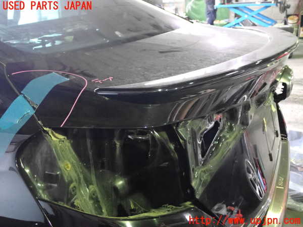 5UPJ-25681500]SAI(サイ)(AZK10)トランク 中古_m0002.jpg