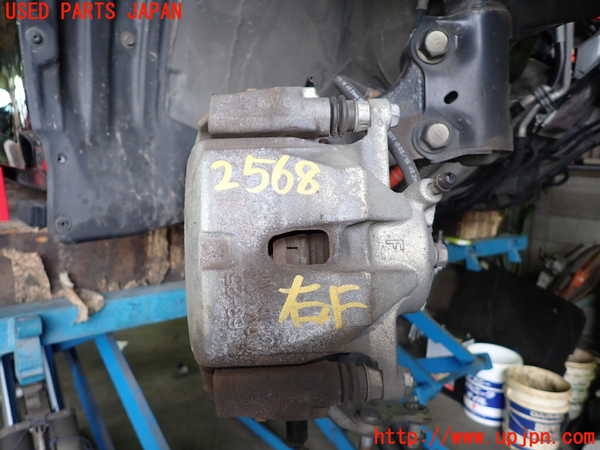 5UPJ-25684080]SAI(サイ)(AZK10)右フロントキャリパー 中古_m0001.jpg