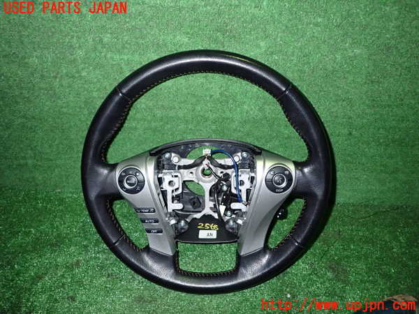 1UPJ-25687855]SAI(サイ)(AZK10)ステアリングホイール 中古_m0001.jpg