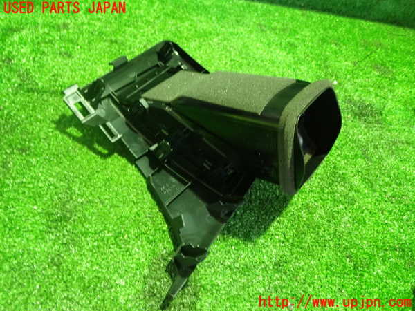 5UPJ-25687526]SAI(サイ)(AZK10)エアコン吹き出し口1 (右) 中古_m0003.jpg