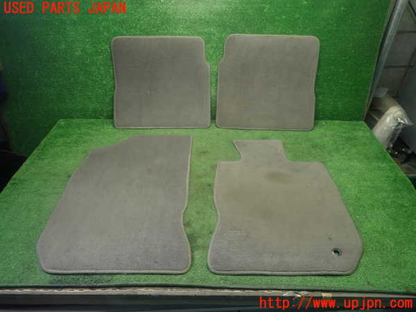 1UPJ-25697800]PTクルーザー(PT2K20)フロアマット 中古_m0001.jpg