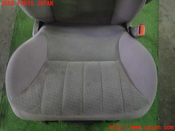 1UPJ-25697035]PTクルーザー(PT2K20)運転席シート 中古_m0002.jpg