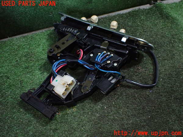 1UPJ-25706066]フィガロ(FK10)エアコンスイッチ1 中古_m0003.jpg