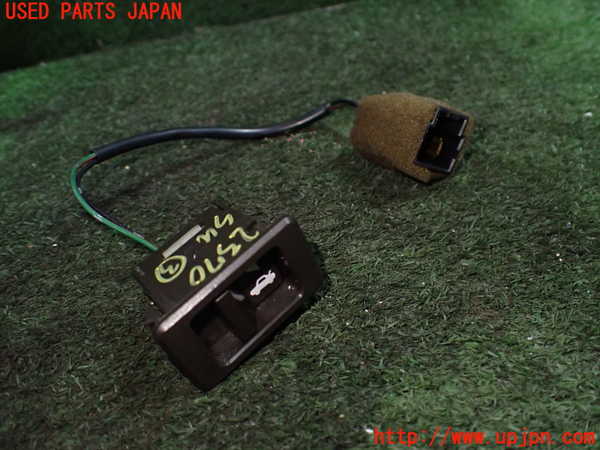 1UPJ-25706308]フィガロ(FK10)スイッチ3（トランク） 中古_m0001.jpg