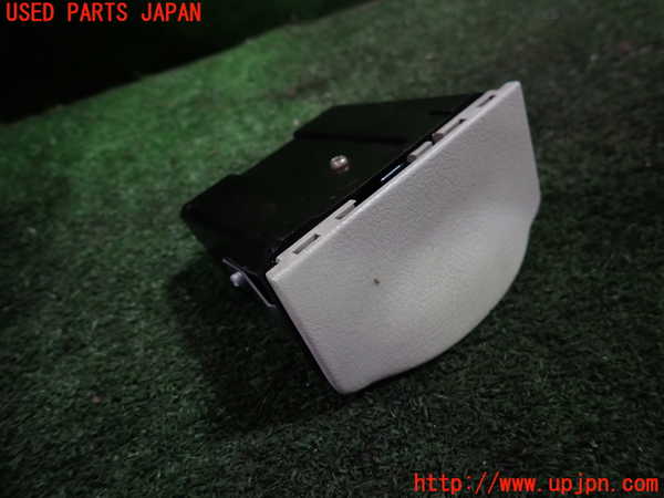 1UPJ-25707821]フィガロ(FK10)灰皿1 中古_m0001.jpg