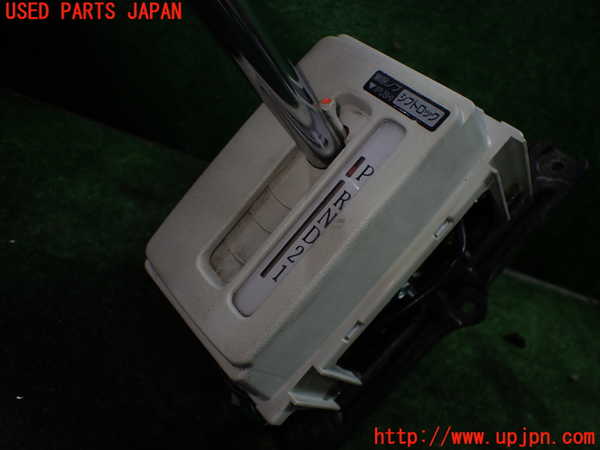 1UPJ-25707555]フィガロ(FK10)ATシフトレバー 中古_m0003.jpg