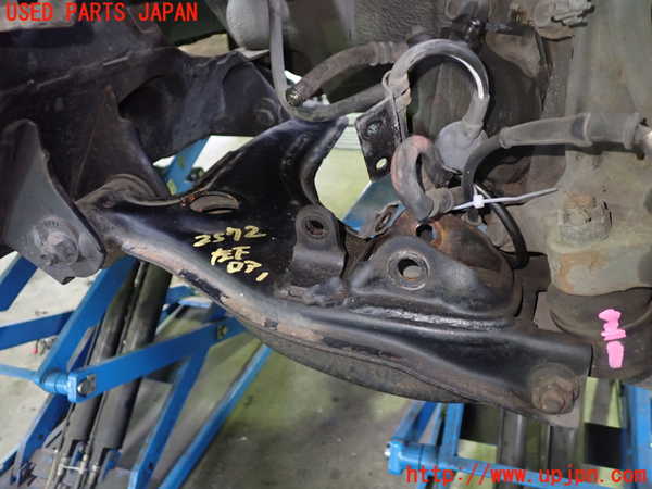 5UPJ-25725186]ロードスター(NB8C)左フロントロアアーム1 中古_m0001.jpg