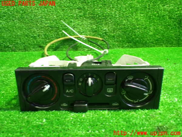 5UPJ-25726066]ロードスター(NB8C)エアコンスイッチ1 中古_m0001.jpg