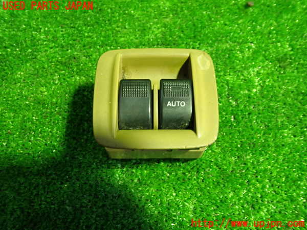 5UPJ-25726265]ロードスター(NB8C)センターパワーウィンドウスイッチ 中古_m0001.jpg