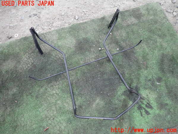 5UPJ-25731700]デリカ スペースギア(PD8W)スペアタイヤキャリア 中古_m0002.jpg