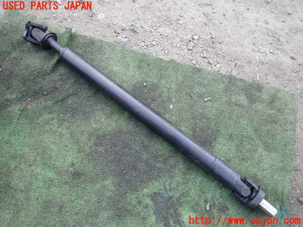1UPJ-25733410]デリカ スペースギア(PD8W)リアプロペラシャフト 中古_m0002.jpg