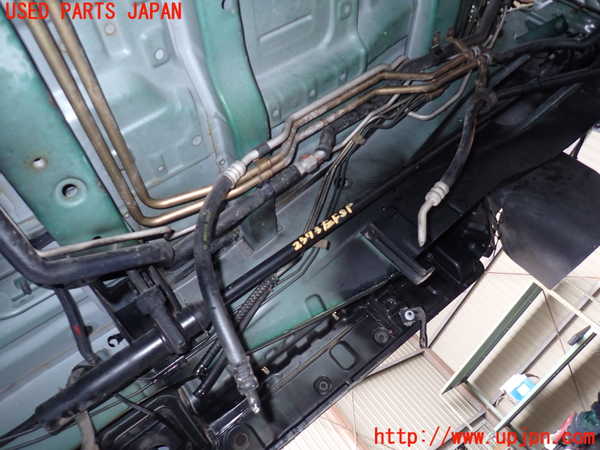 1UPJ-25735095]デリカ スペースギア(PD8W)左フロントスプリング (トーションバー) 中古_m0001.jpg