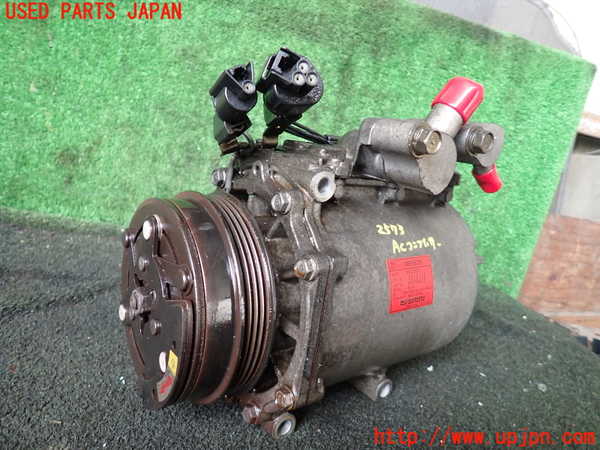 1UPJ-25736025]デリカ スペースギア(PD8W)エアコンコンプレッサー 中古_m0001.jpg