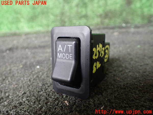 1UPJ-25736307]デリカ スペースギア(PD8W)スイッチ2 (A／Tモード) 中古_m0001.jpg