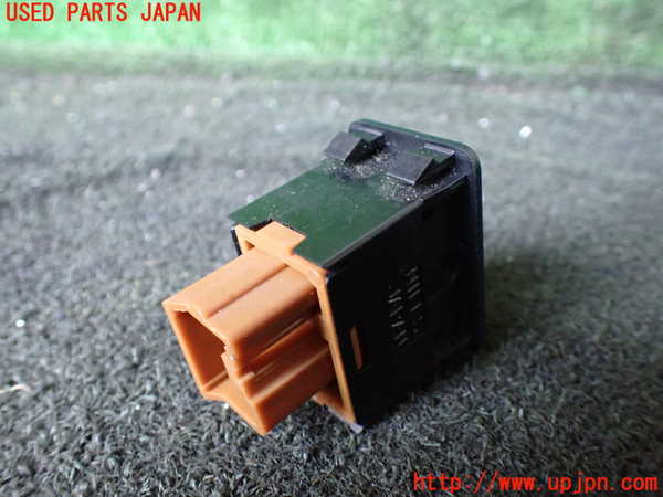 1UPJ-25736308]デリカ スペースギア(PD8W)スイッチ3 (AUTO STEP) 中古_m0002.jpg