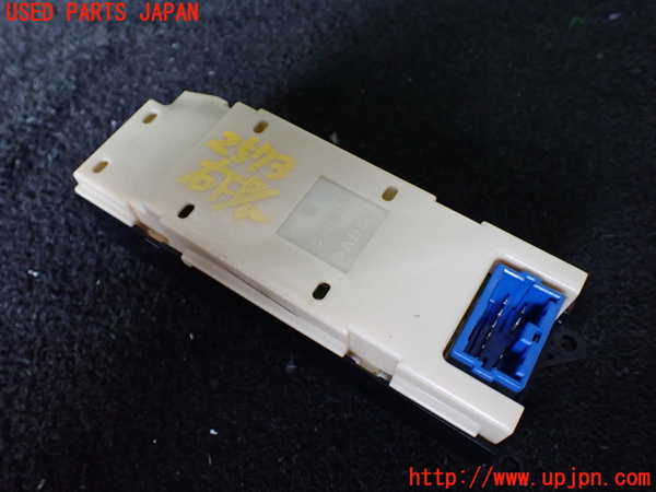 1UPJ-25736240]デリカ スペースギア(PD8W)右前パワーウィンドウスイッチ 中古_m0002.jpg
