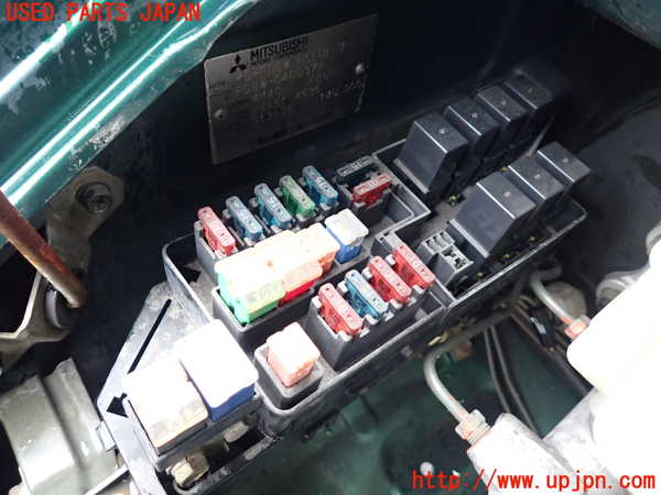 1UPJ-25736742]デリカ スペースギア(PD8W)ヒューズボックス2 中古_m0002.jpg