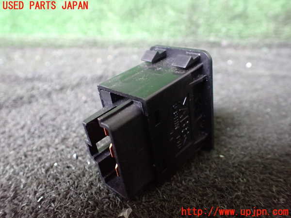 1UPJ-25736295]デリカ スペースギア(PD8W)フォグスイッチ 中古_m0002.jpg