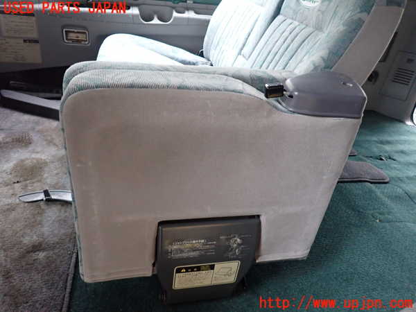 1UPJ-25737125]デリカ スペースギア(PD8W)2列目シート 中古_m0005.jpg