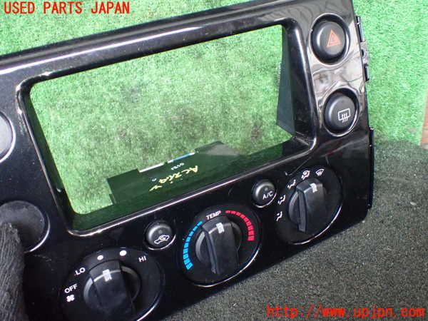 1UPJ-25746066]FJクルーザー(GSJ15W)エアコンスイッチ1 中古_m0002.jpg