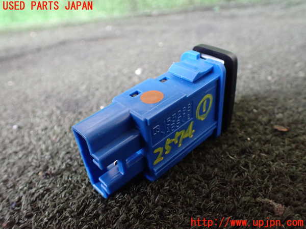 1UPJ-25746306]FJクルーザー(GSJ15W)スイッチ1（VSC　OFF） 中古_m0002.jpg