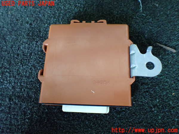 1UPJ-25746147]FJクルーザー(GSJ15W)コンピューター2 89340-35040 中古_m0003.jpg