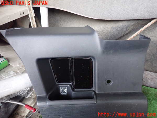 1UPJ-25741324]FJクルーザー(GSJ15W)左後ドア内張り 中古_m0002.jpg
