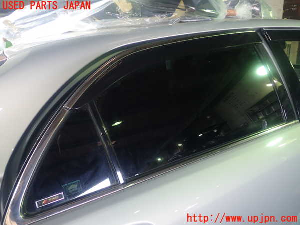 1UPJ-25751290]クラウン マジェスタ(URS206)右後ドア NSG M5S8 中古_m0002.jpg
