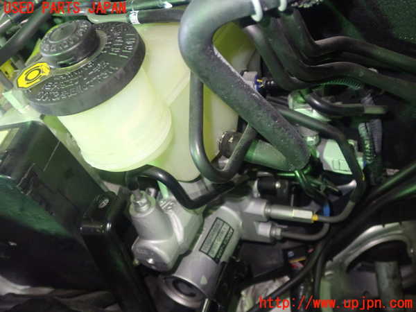 1UPJ-25754050]クラウン マジェスタ(URS206)ブレーキマスターシリンダー 中古_m0001.jpg