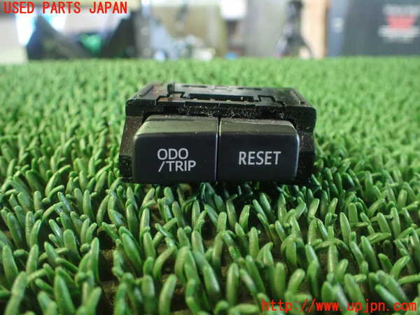 1UPJ-25756311]クラウン マジェスタ(URS206)スイッチ6 (ODOTRIP) 中古_m0001.jpg