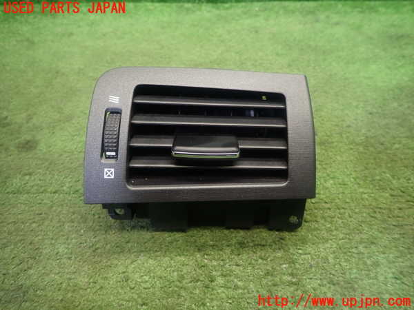 1UPJ-25757526]クラウン マジェスタ(URS206)エアコン吹き出し口1 (右) 中古_m0001.jpg