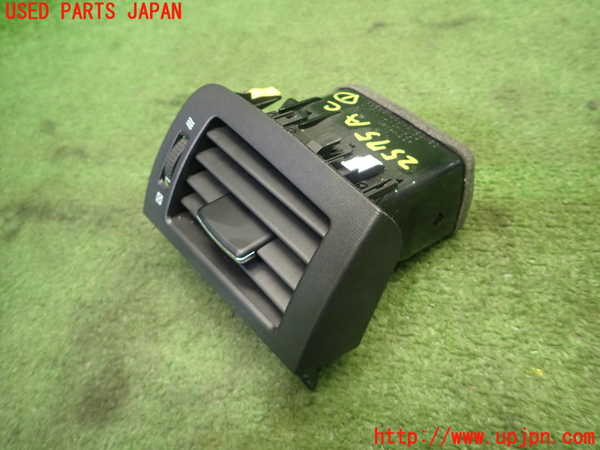 1UPJ-25757526]クラウン マジェスタ(URS206)エアコン吹き出し口1 (右) 中古_m0002.jpg