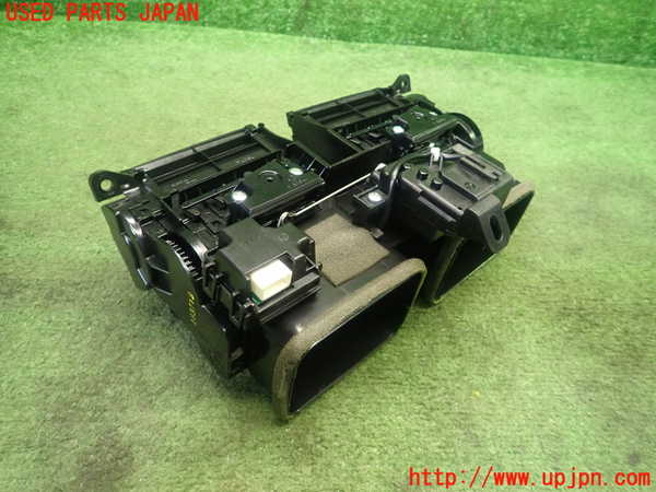 1UPJ-25757528]クラウン マジェスタ(URS206)エアコン吹き出し口3 (真中) 中古_m0003.jpg