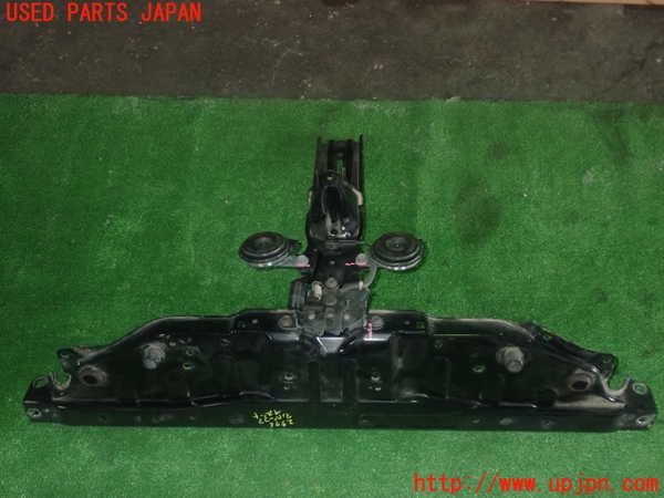 5UPJ-25761040]ハリアー(ZSU60W)アッパーコアサポート 中古_m0002.jpg