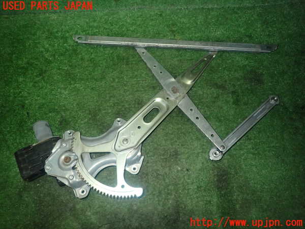 5UPJ-25761266]ハリアー(ZSU60W)左前レギュレーターモーター 中古_m0002.jpg