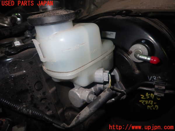 1UPJ-25764050]ハリアー(ZSU60W)ブレーキマスターシリンダー 中古_m0001.jpg