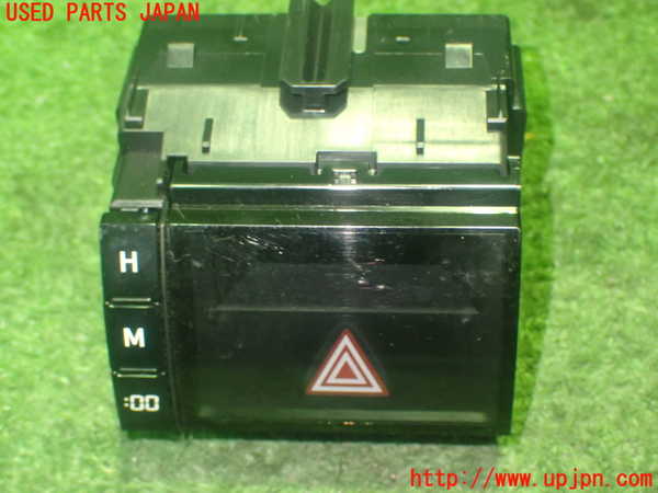 5UPJ-25767850]ハリアー(ZSU60W)時計　ハザード 中古_m0001.jpg