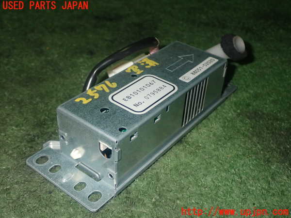 5UPJ-25766850]ハリアー(ZSU60W)空気清浄機 中古_m0002.jpg
