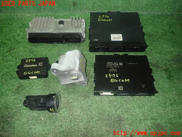 5UPJ-25766110]ハリアー(ZSU60W)エンジンコンピューター 中古_m0001.jpg