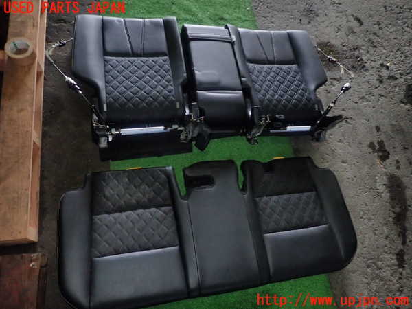 5UPJ-25767385]ハリアー(ZSU60W)リアシート 中古_m0001.jpg