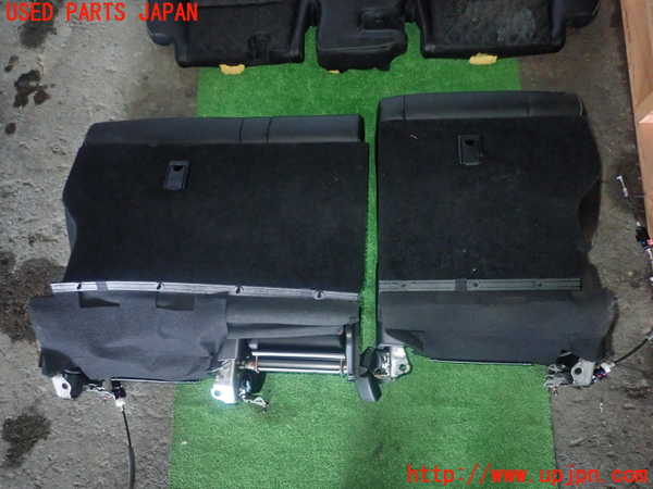 5UPJ-25767385]ハリアー(ZSU60W)リアシート 中古_m0003.jpg