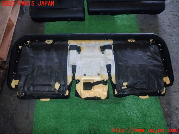5UPJ-25767385]ハリアー(ZSU60W)リアシート 中古_m0005.jpg