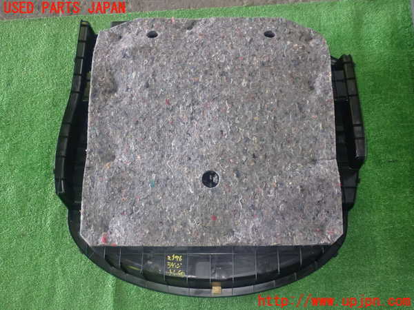5UPJ-25767771]ハリアー(ZSU60W)ラゲッジトレイ1 中古_m0002.jpg